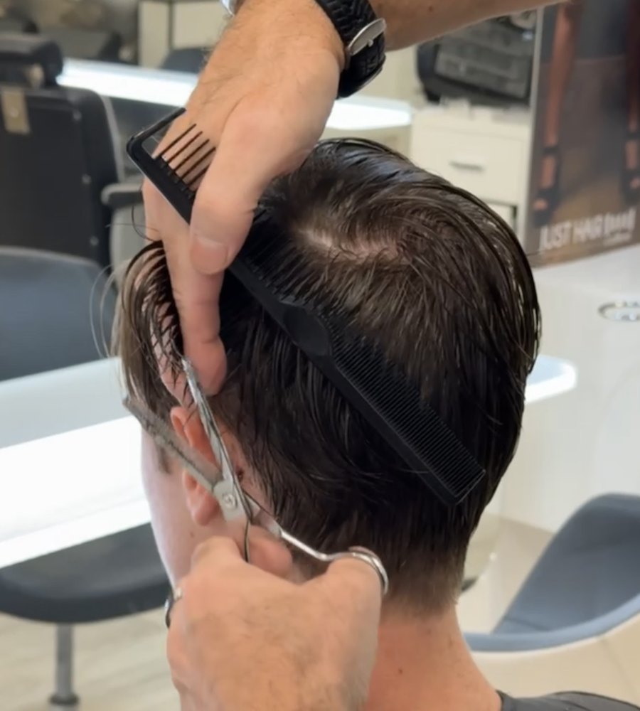 Coupe homme chez Just Hair