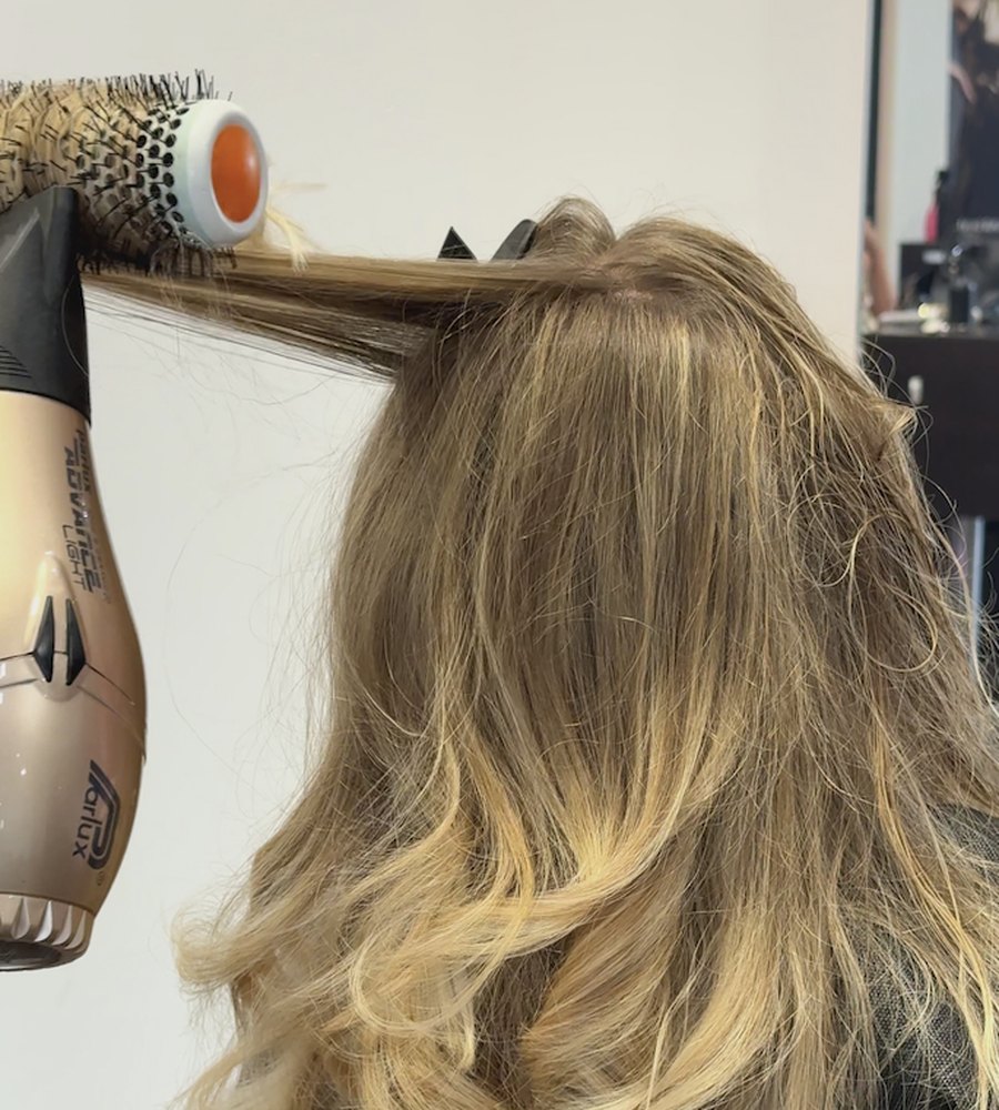 Balayage Signature chez Just Hair