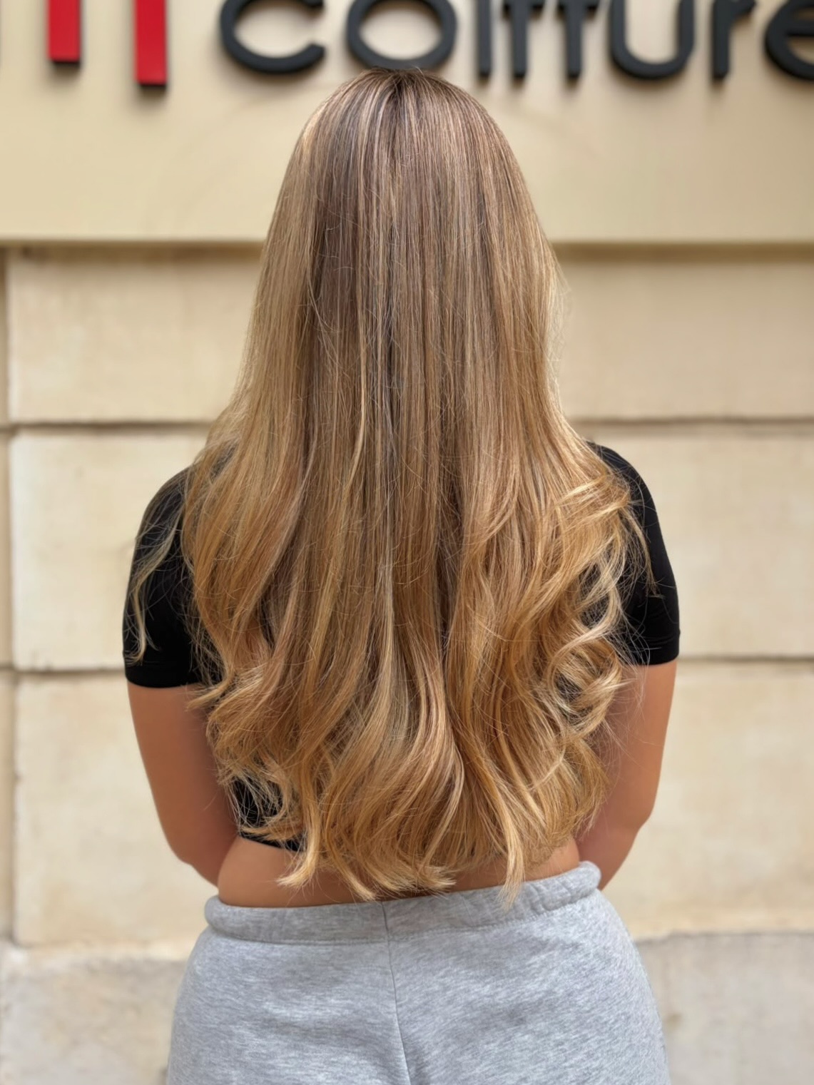 L’automne arrive, et le balayage se réinvente dans des tons...